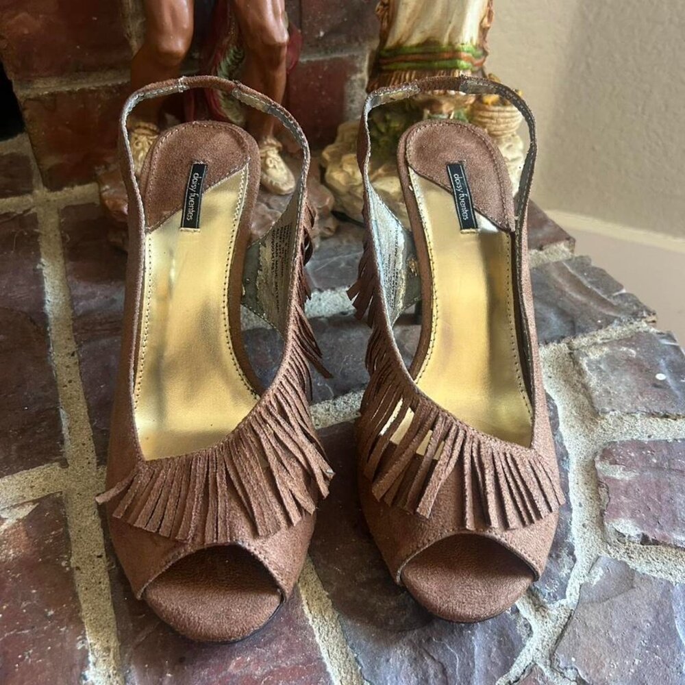 Women's Brown Courts